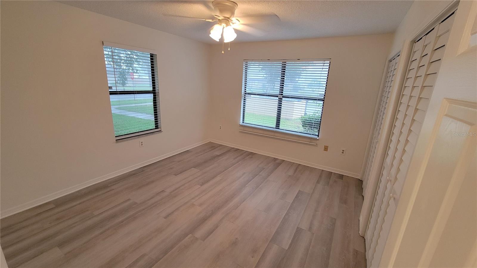 Image 27 of 41 For 5322 11th Street Circle E 5322