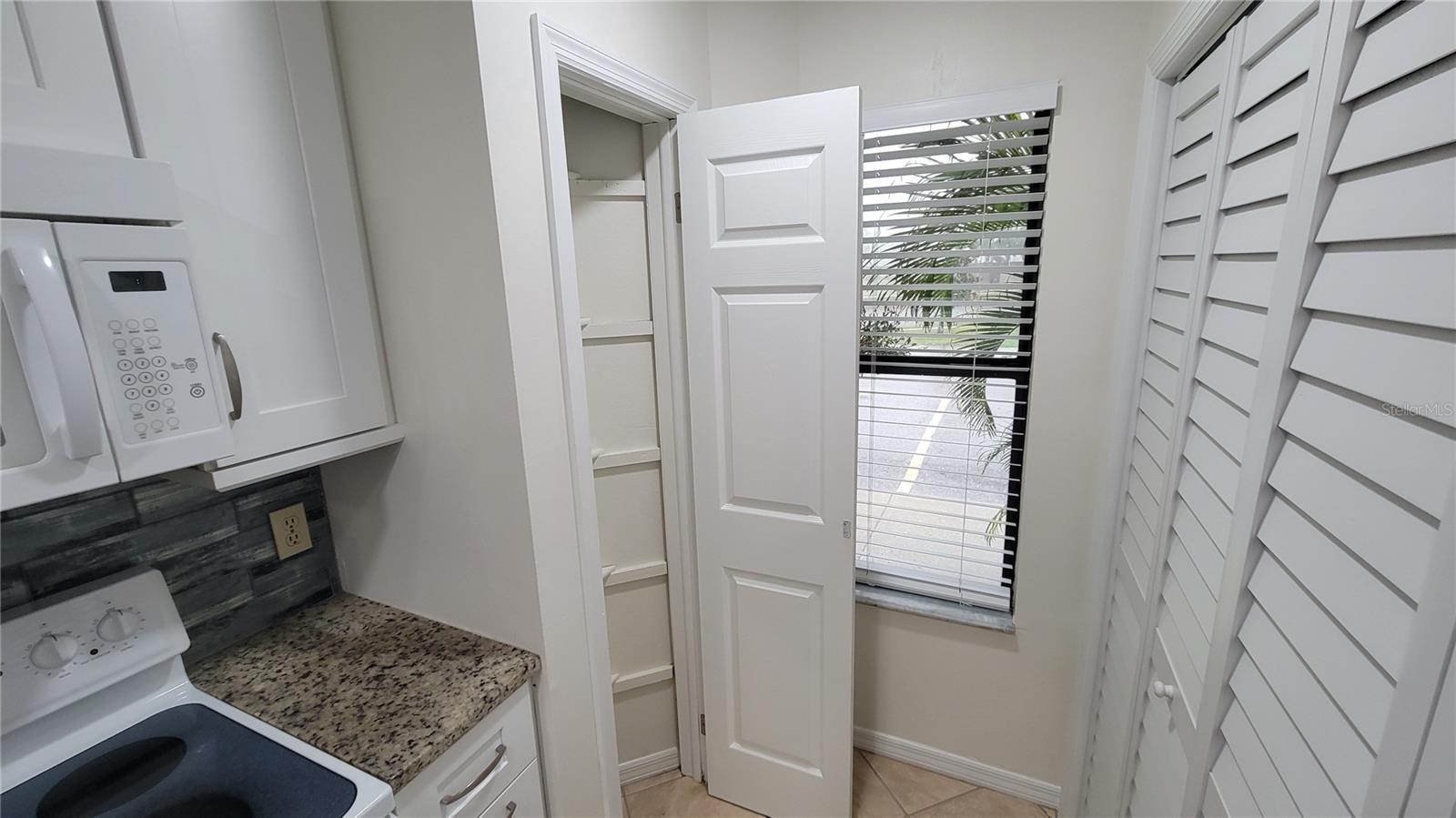 Image 7 of 41 For 5322 11th Street Circle E 5322