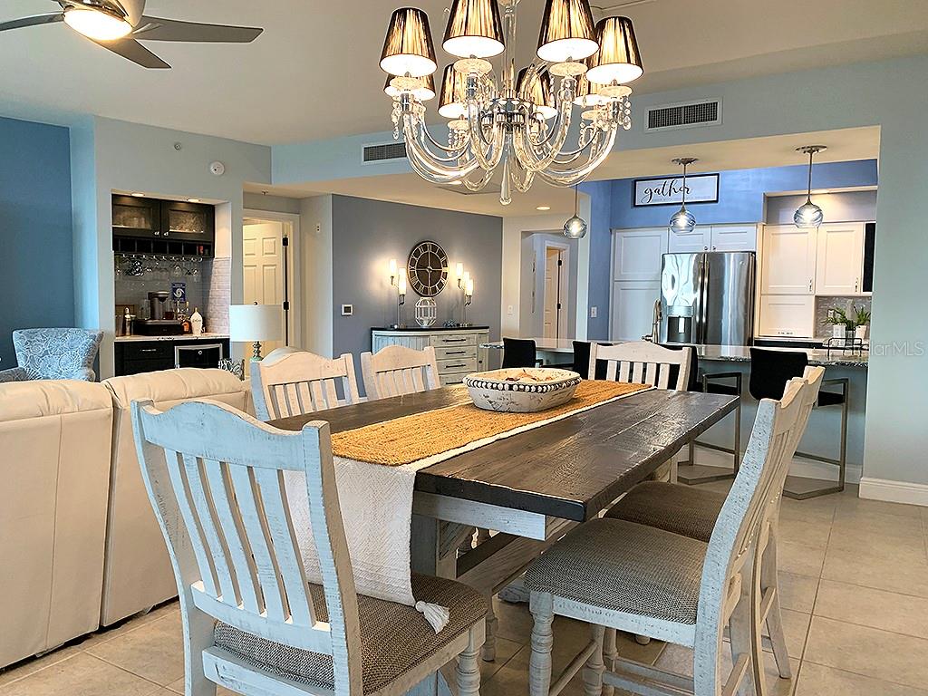 Image 9 of 53 For 3313 Sunset Key Circle 105