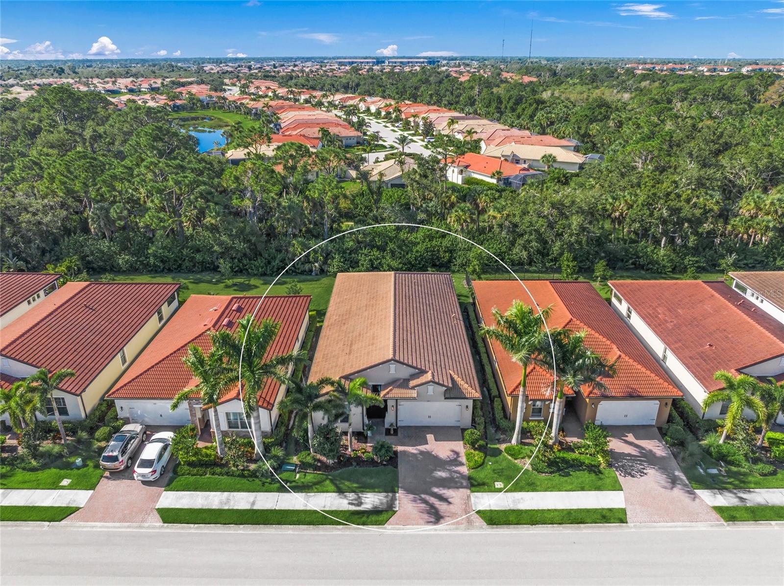 Image 10 of 75 For 340 Toscavilla Boulevard