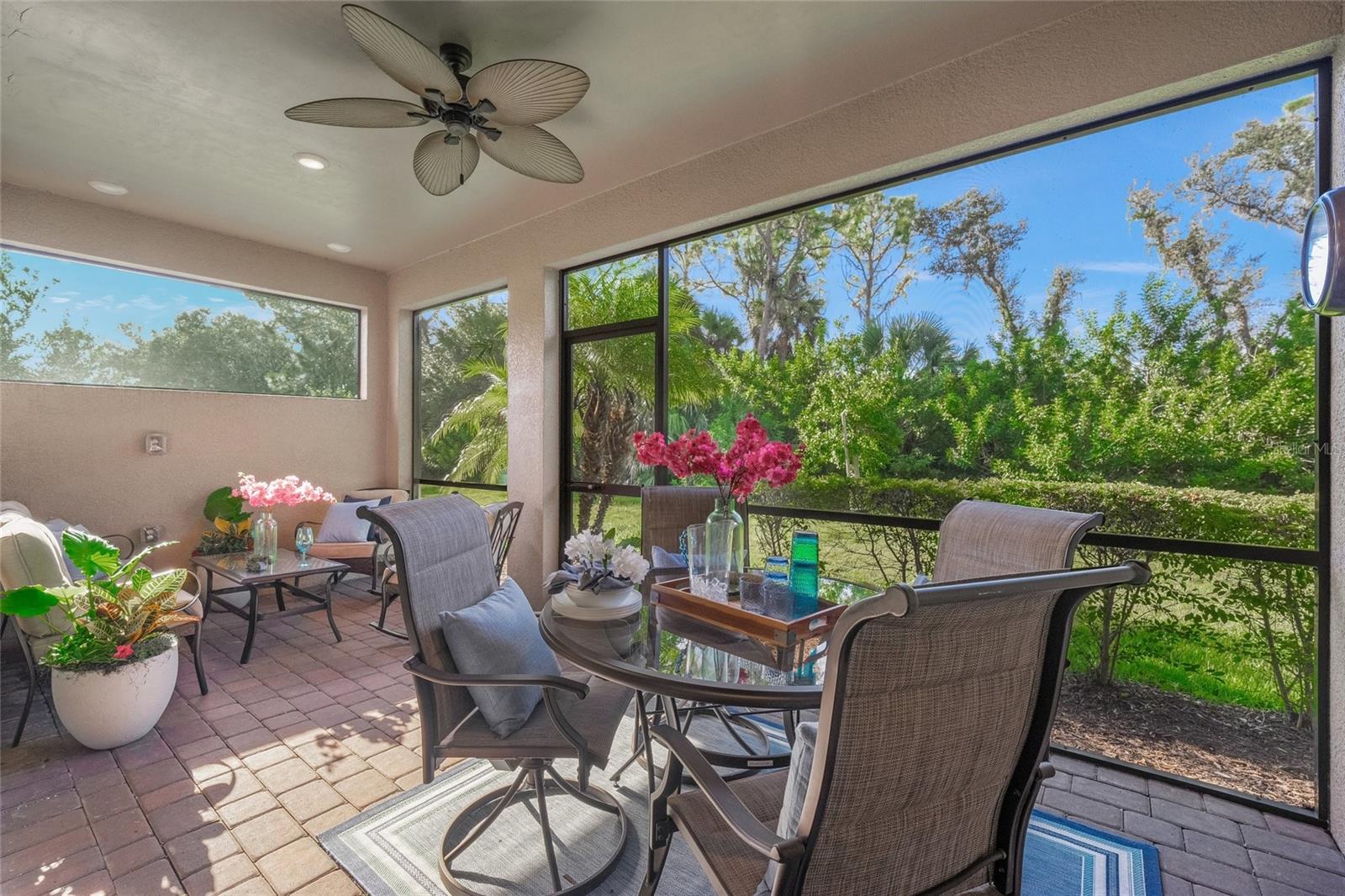 Image 31 of 75 For 340 Toscavilla Boulevard