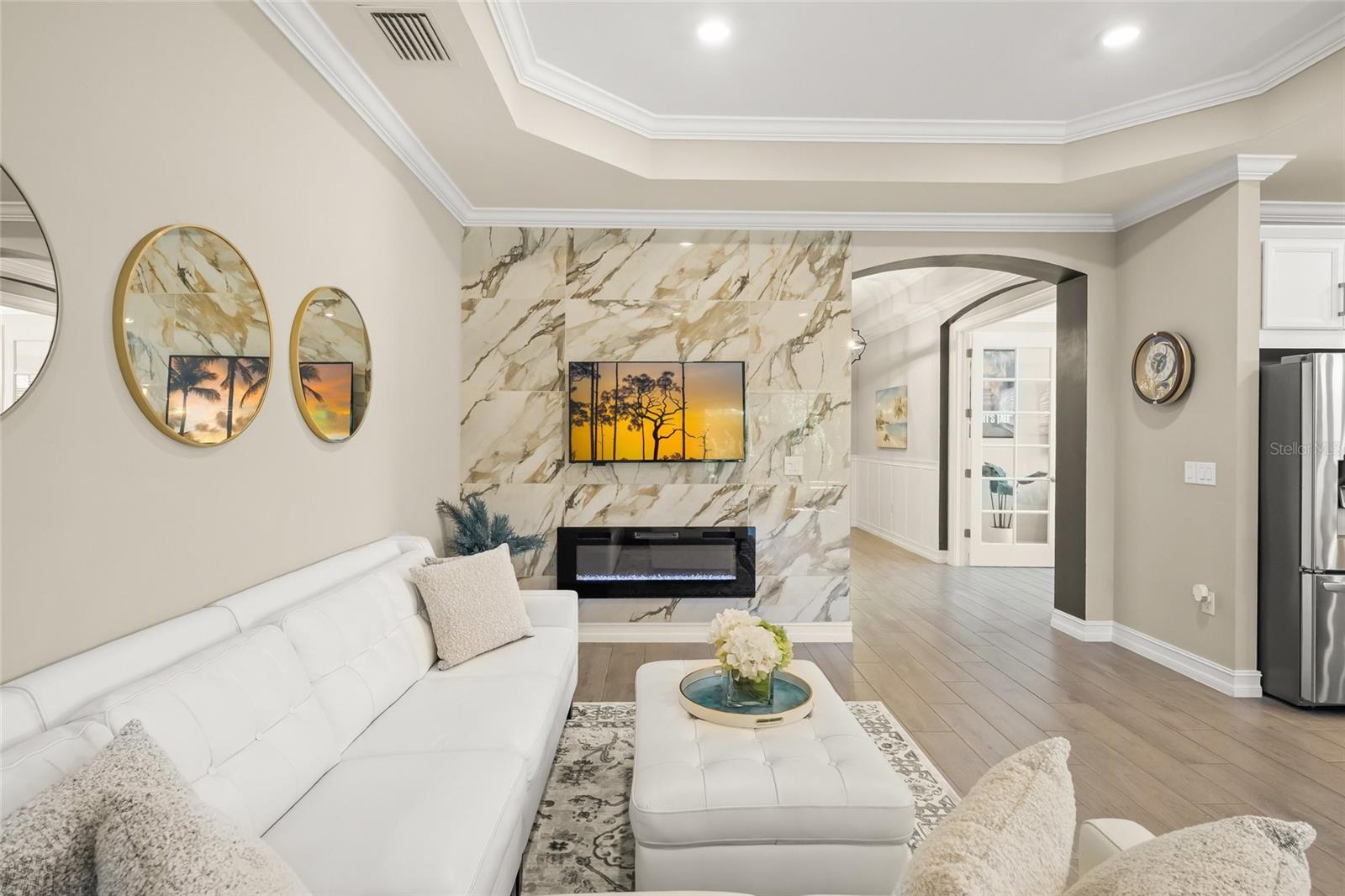 Image 45 of 75 For 340 Toscavilla Boulevard