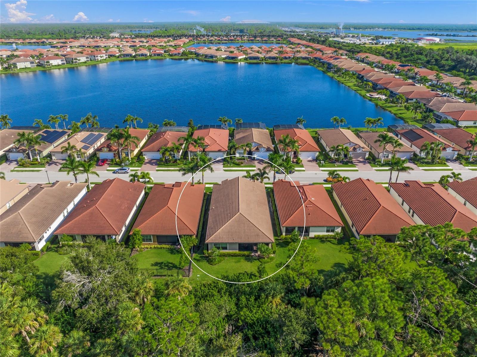 Image 55 of 75 For 340 Toscavilla Boulevard