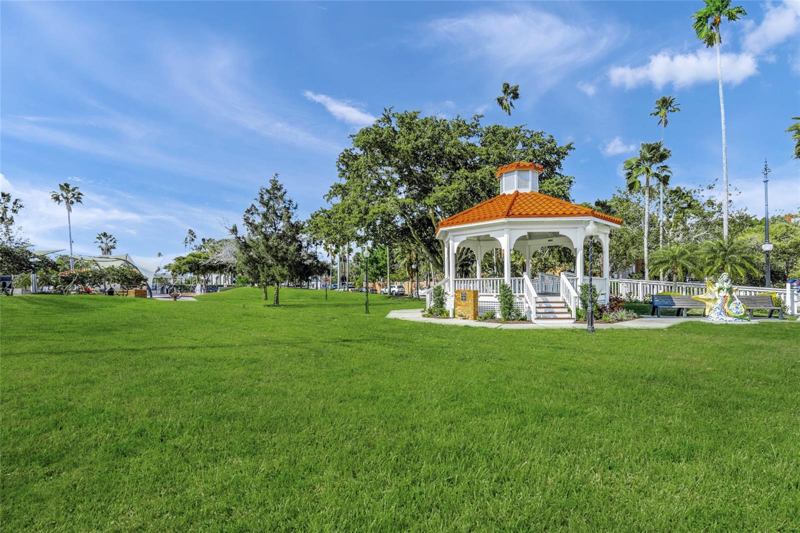 Image 69 of 75 For 340 Toscavilla Boulevard