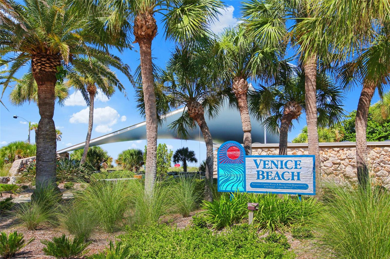 Image 70 of 75 For 340 Toscavilla Boulevard