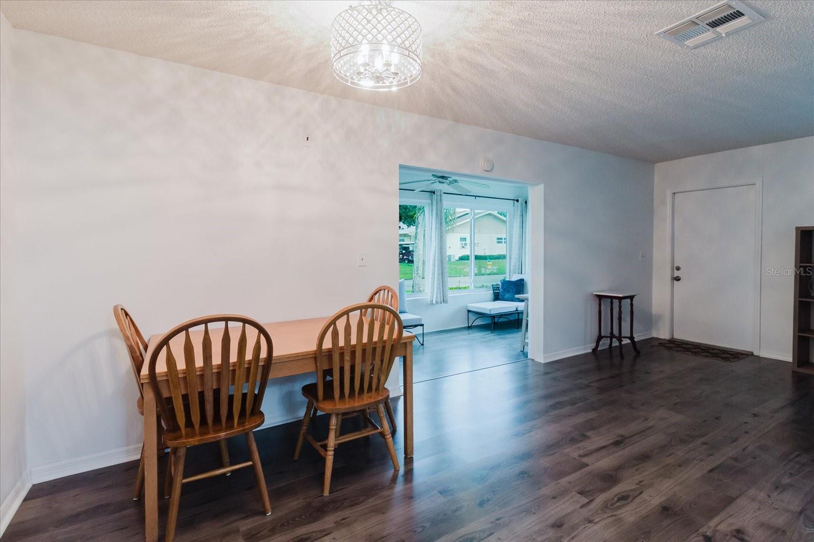 Image 16 of 63 For 2209 Grenadier Drive 0
