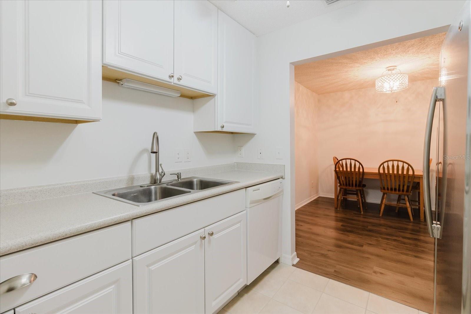 Image 19 of 63 For 2209 Grenadier Drive 0