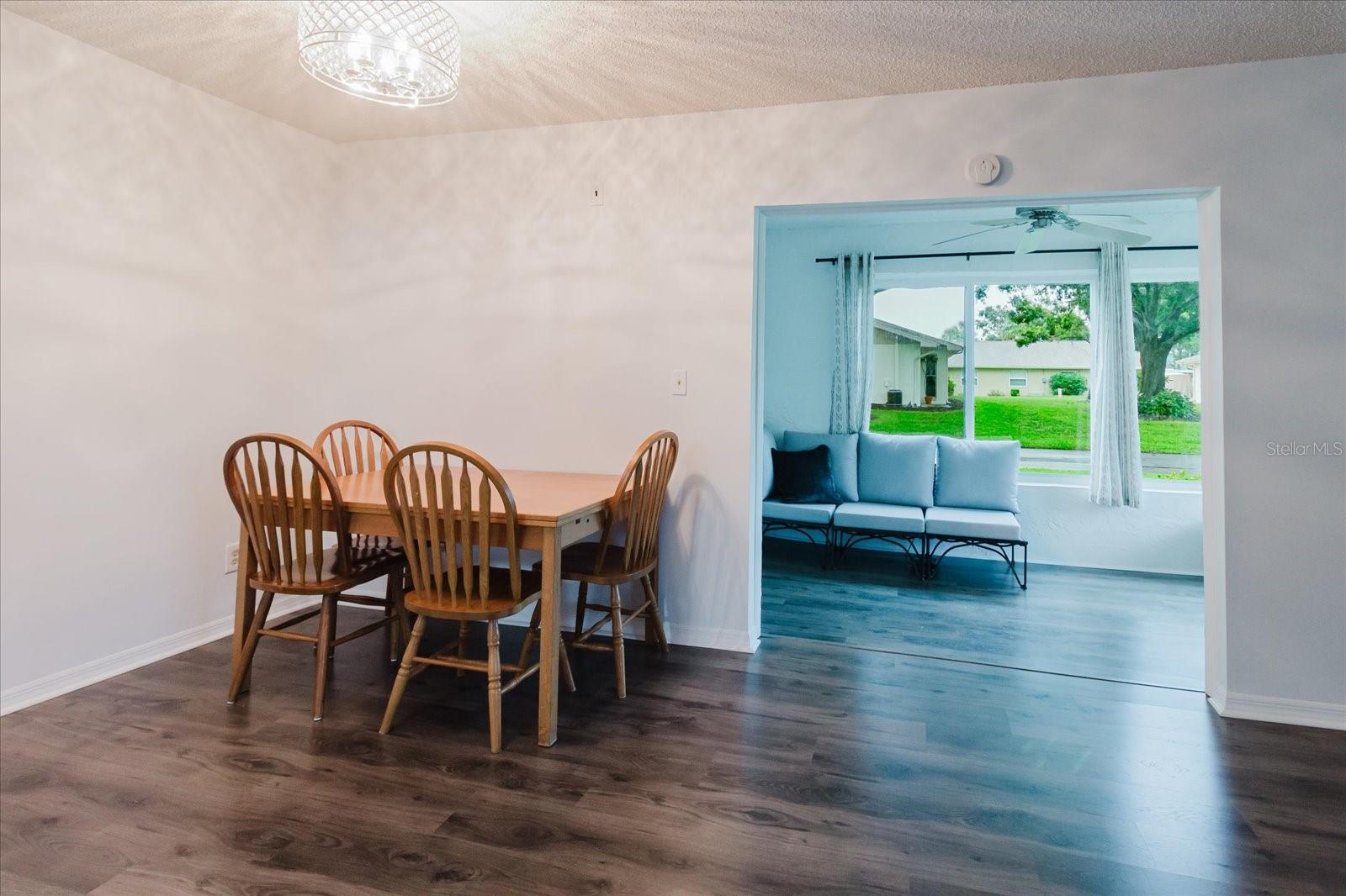 Image 22 of 63 For 2209 Grenadier Drive 0