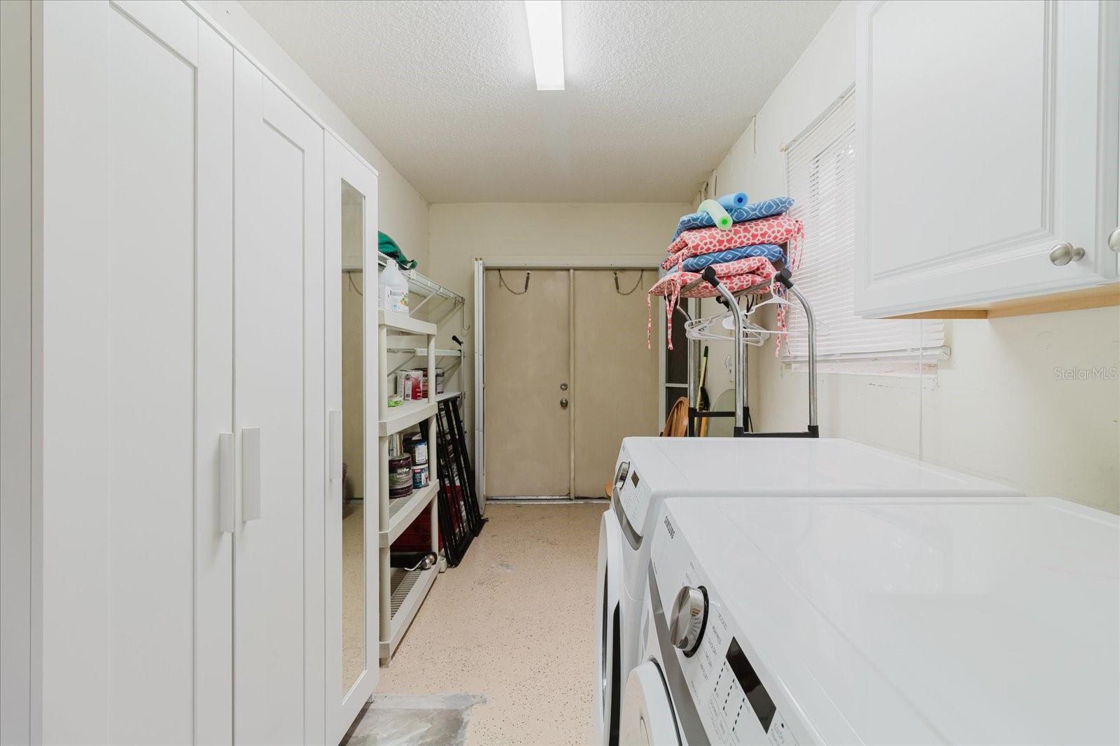 Image 38 of 63 For 2209 Grenadier Drive 0