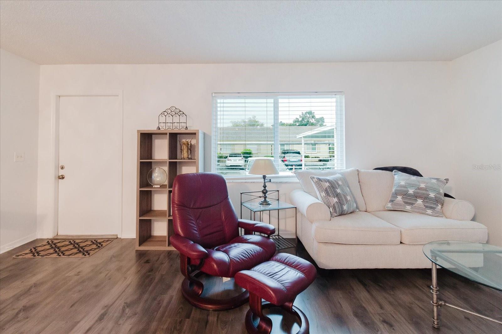 Image 5 of 63 For 2209 Grenadier Drive 0