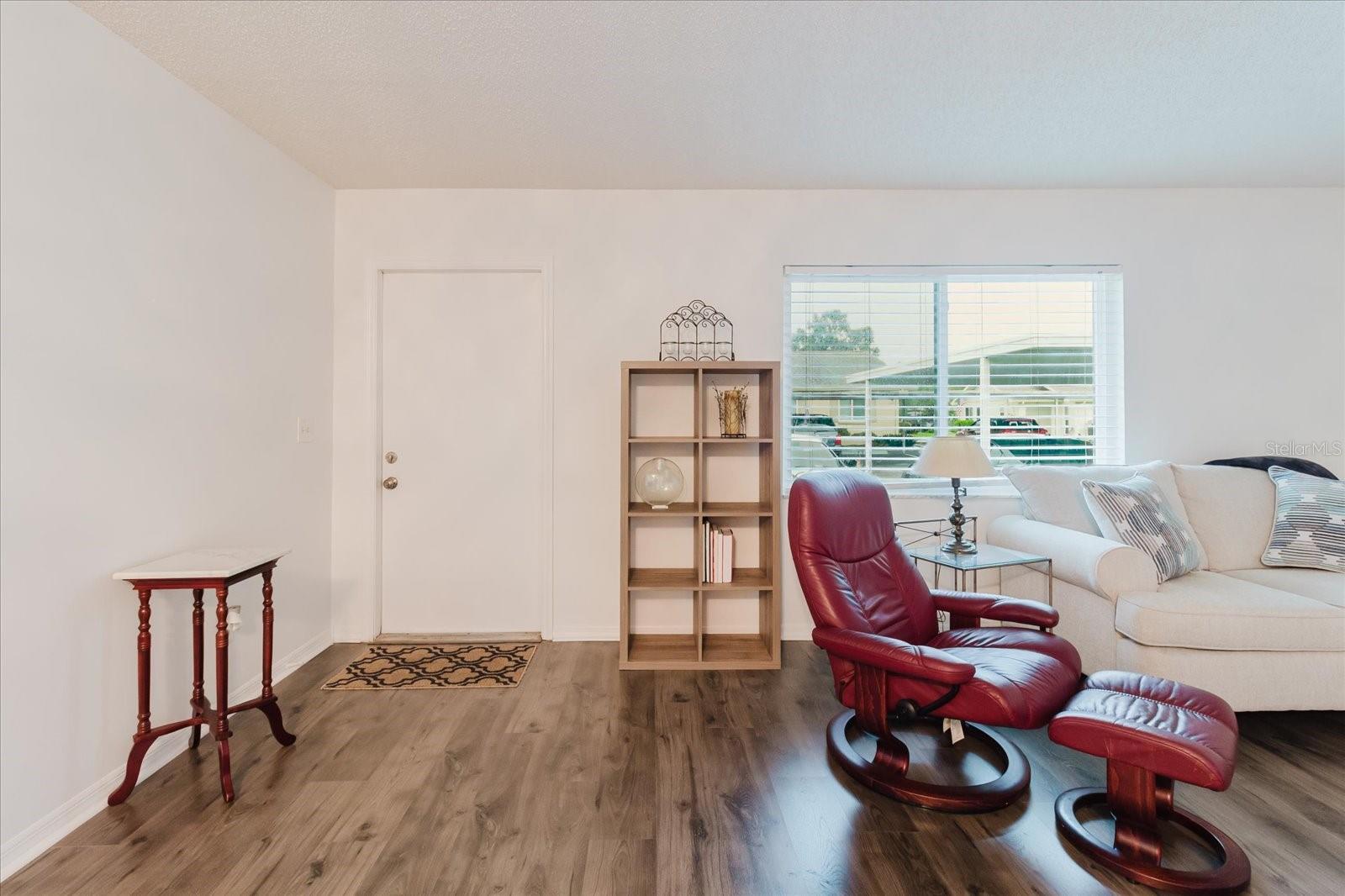 Image 6 of 63 For 2209 Grenadier Drive 0