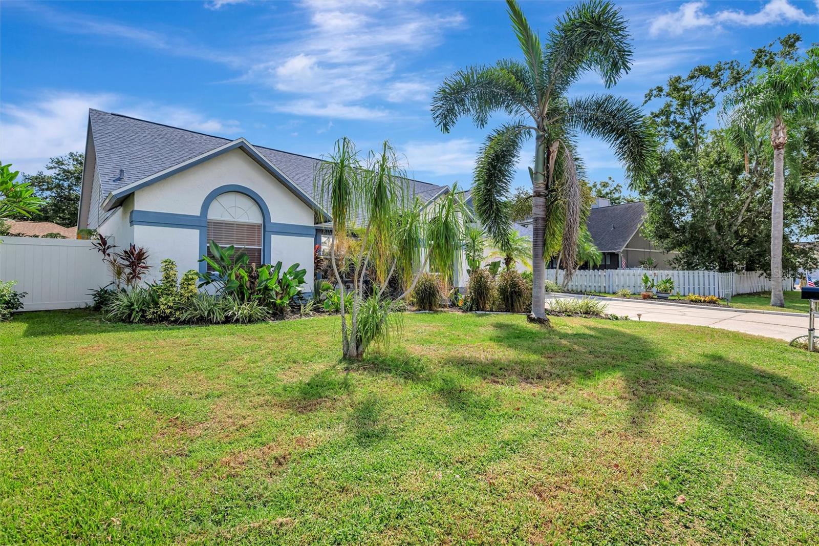 Image 4 of 68 For 5742 Forester Oak Court