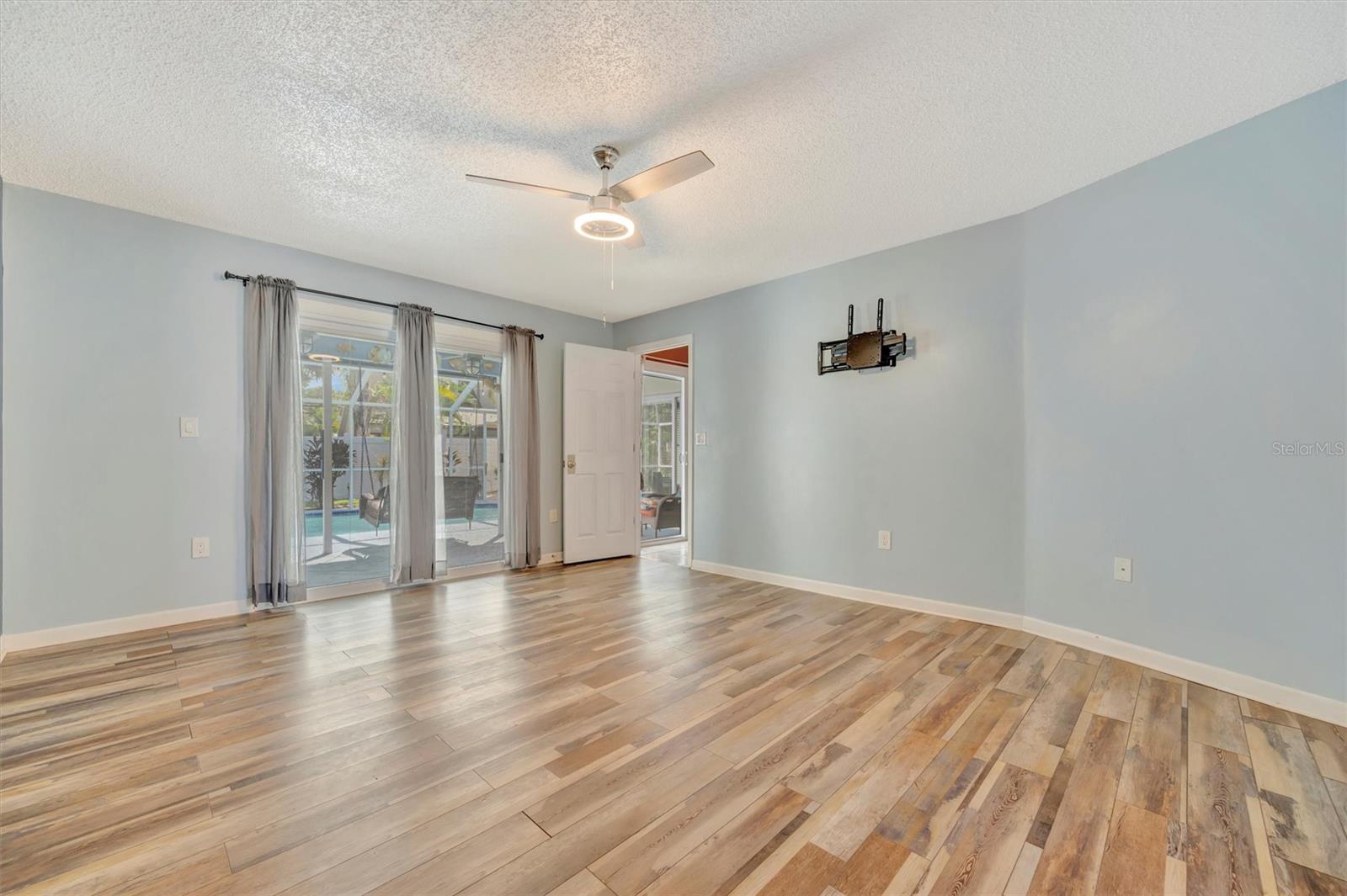 Image 46 of 68 For 5742 Forester Oak Court