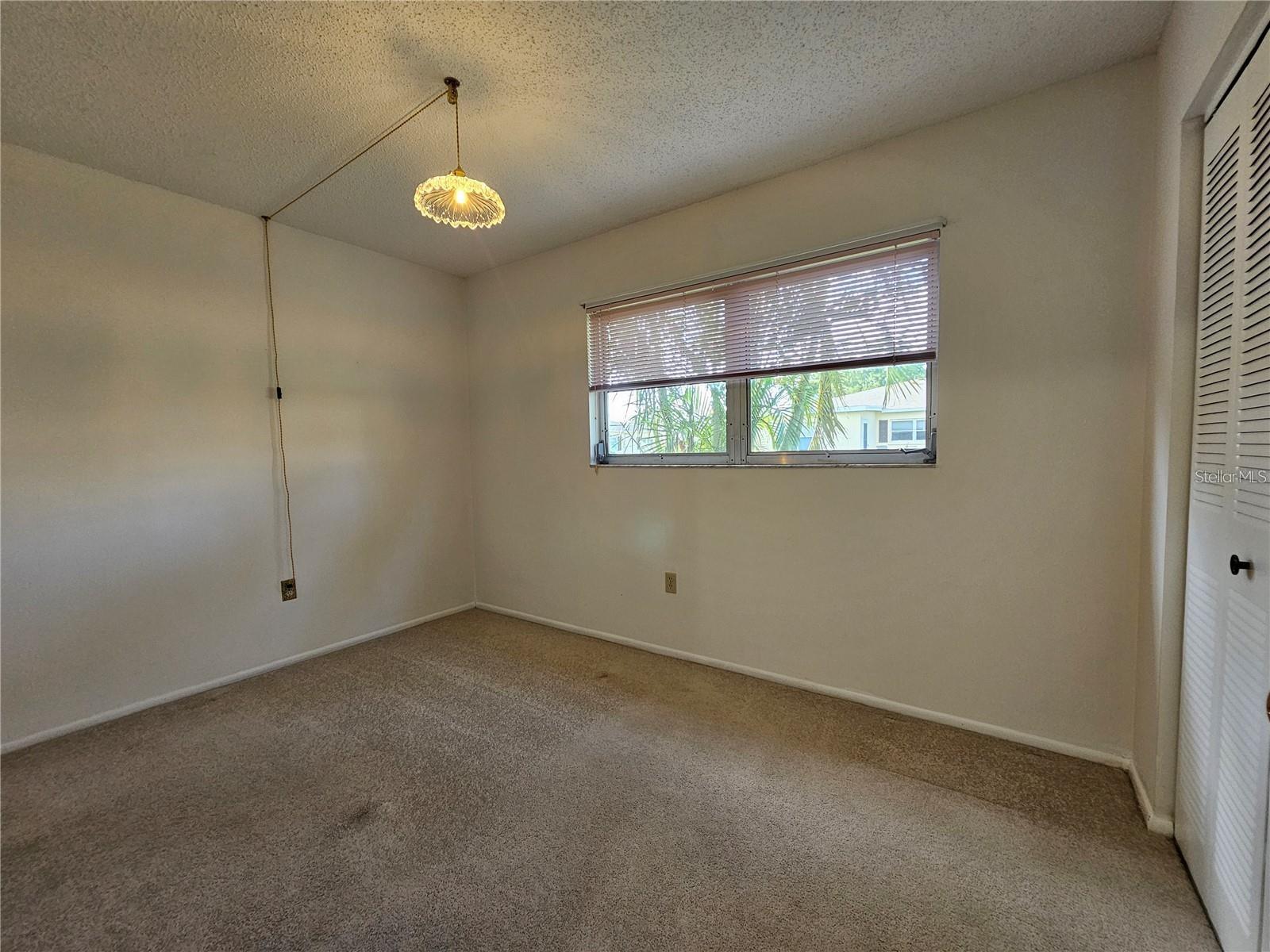 Image 11 of 28 For 390 301 Boulevard W 5b