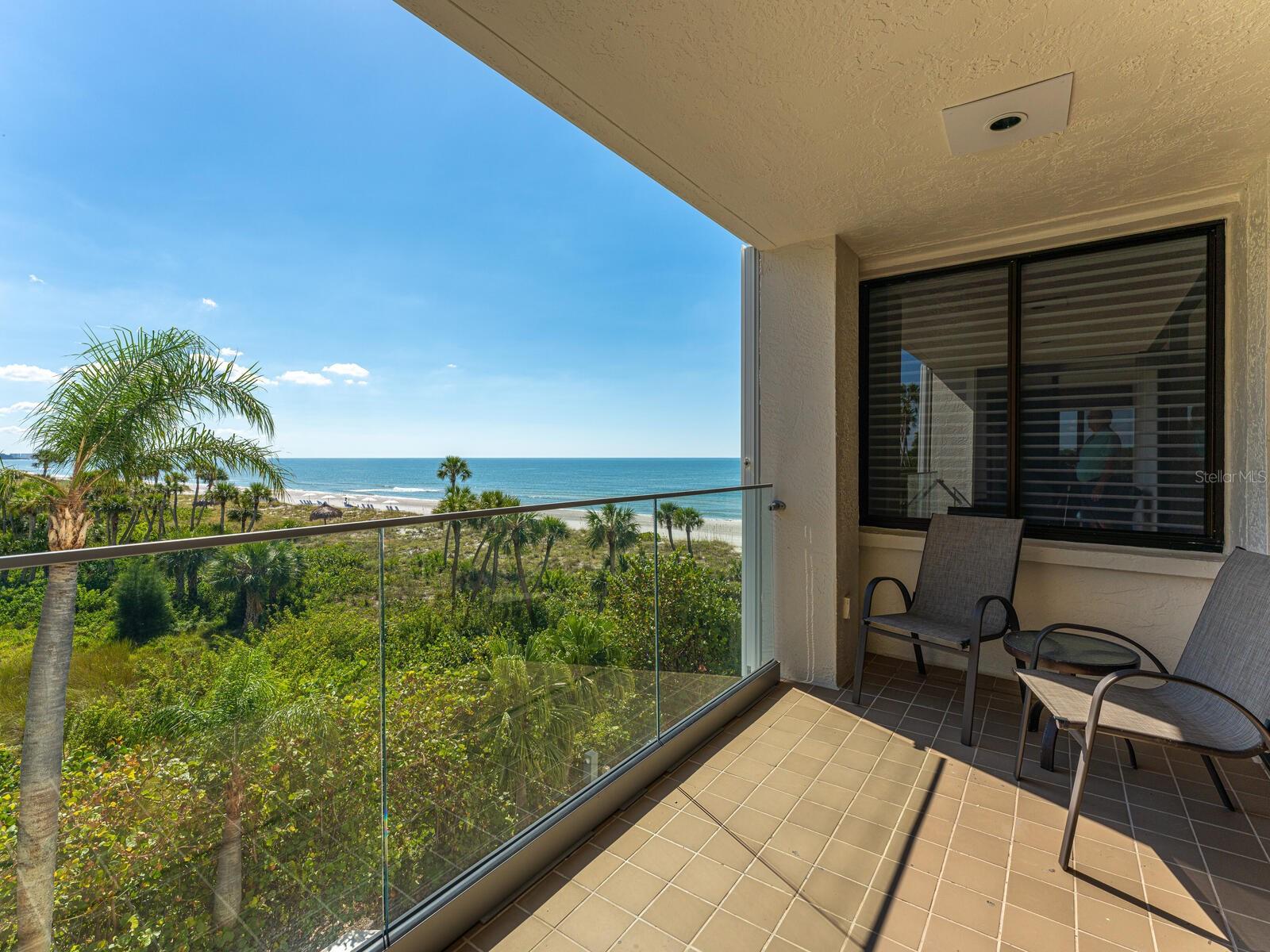 Image 22 of 57 For 1511 Gulf Of Mexico Drive 201