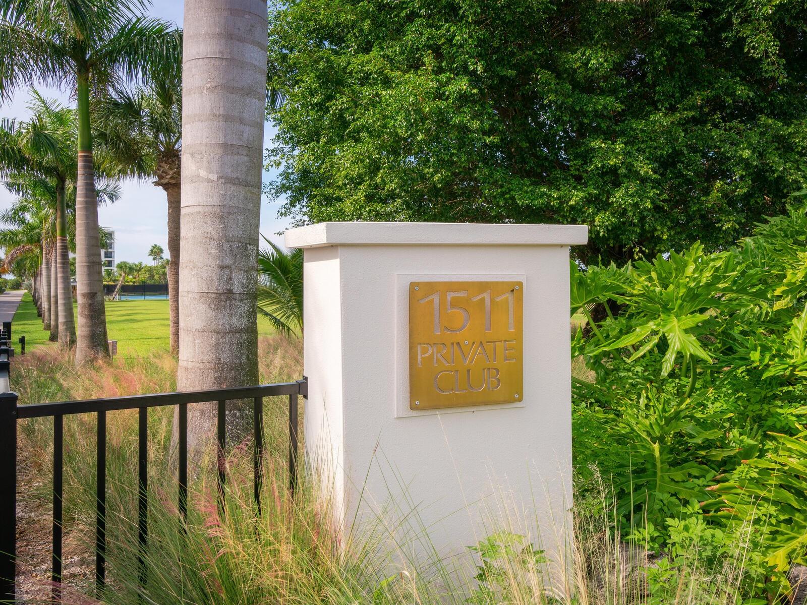 Image 32 of 57 For 1511 Gulf Of Mexico Drive 201