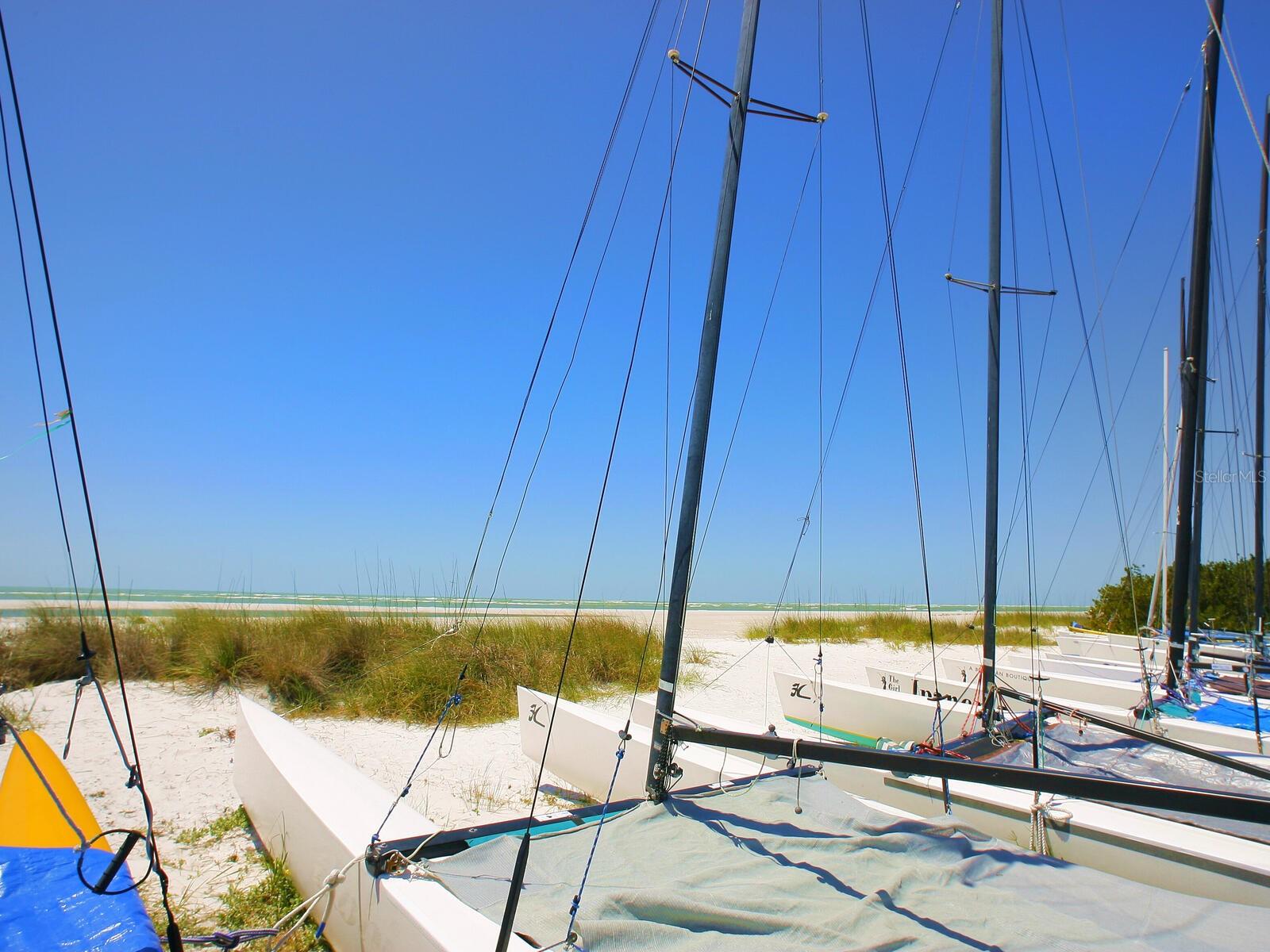 Image 49 of 57 For 1511 Gulf Of Mexico Drive 201