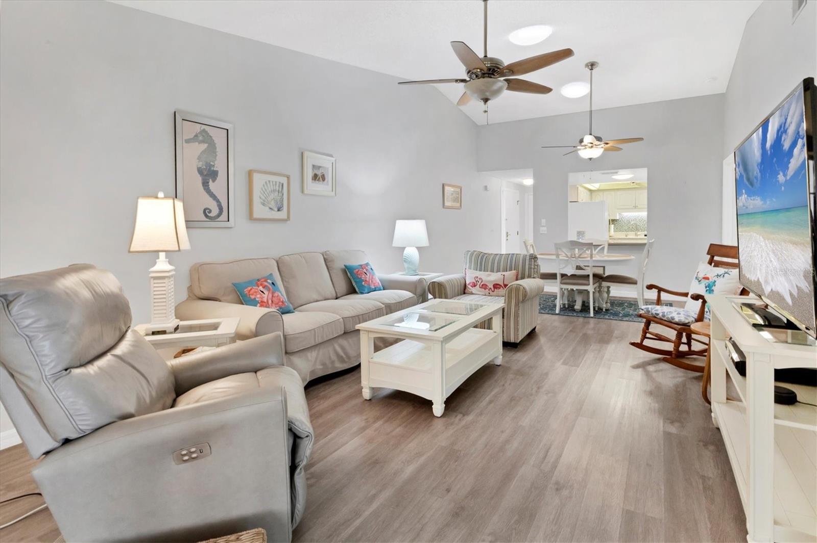 Image 20 of 45 For 6425 Heritage Lane