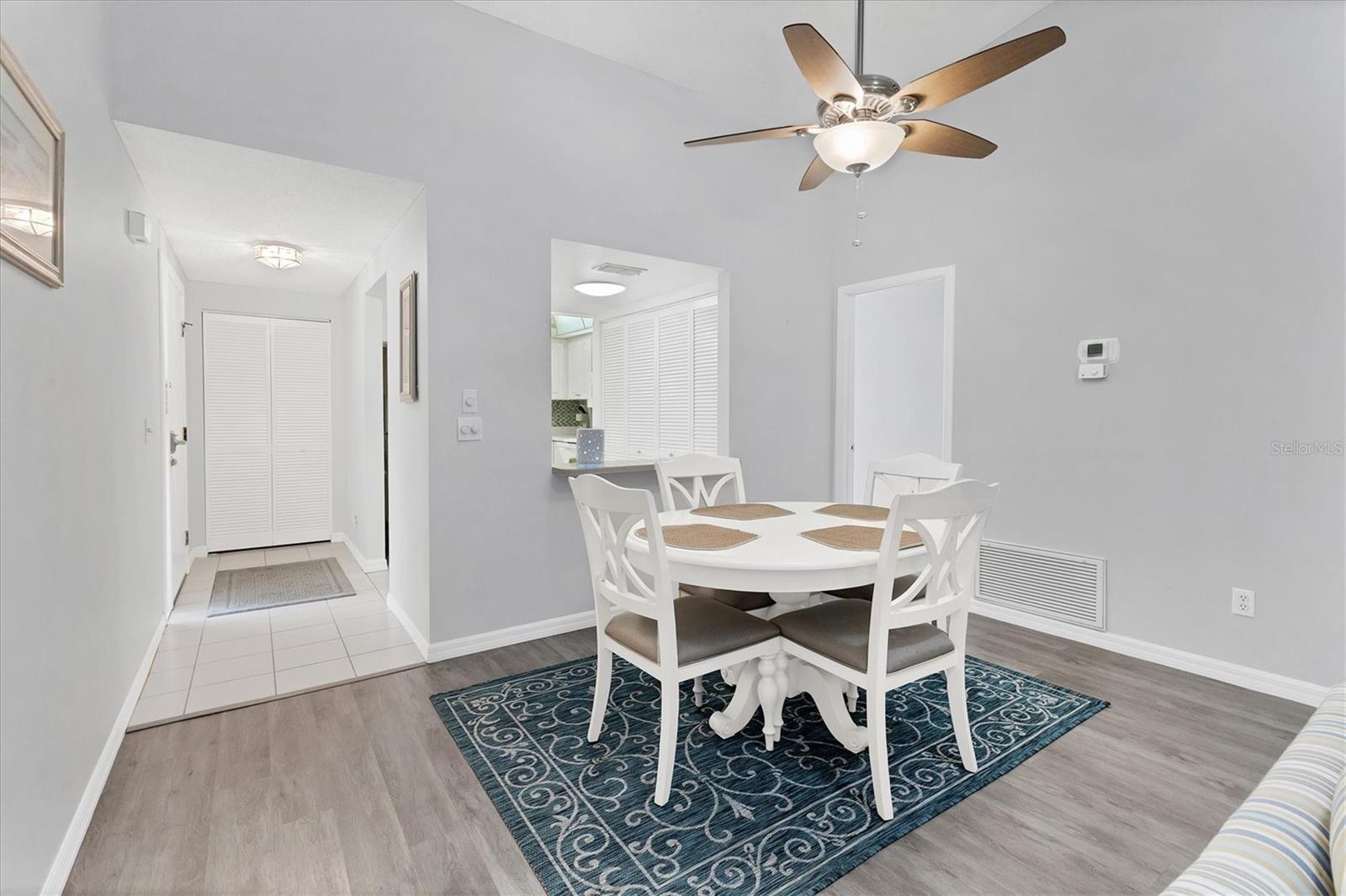 Image 25 of 45 For 6425 Heritage Lane