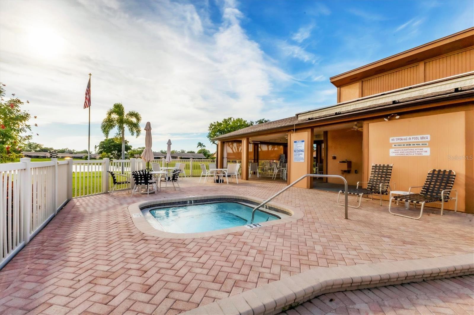 Image 7 of 45 For 6425 Heritage Lane