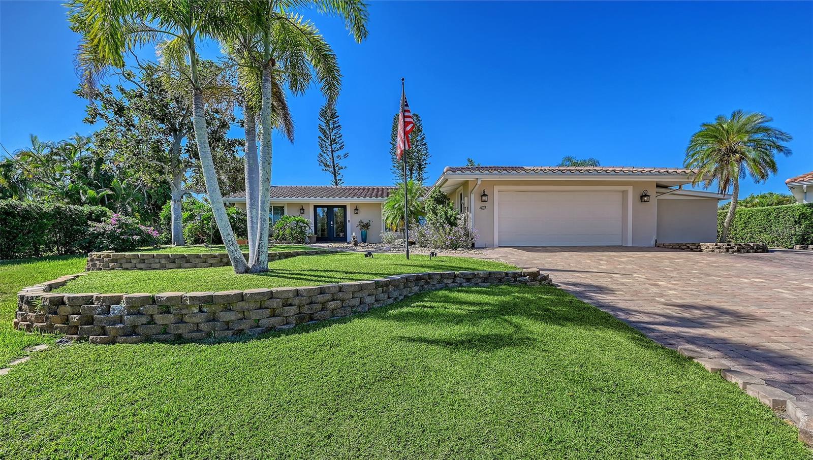 Details for 407 Bellini Circle, NOKOMIS, FL 34275