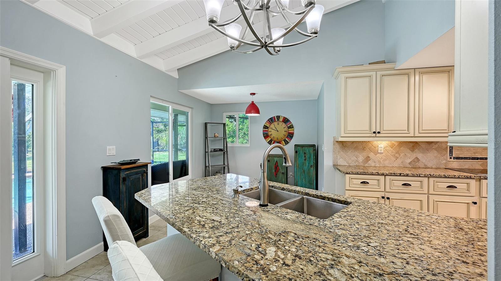 Image 18 of 55 For 407 Bellini Circle