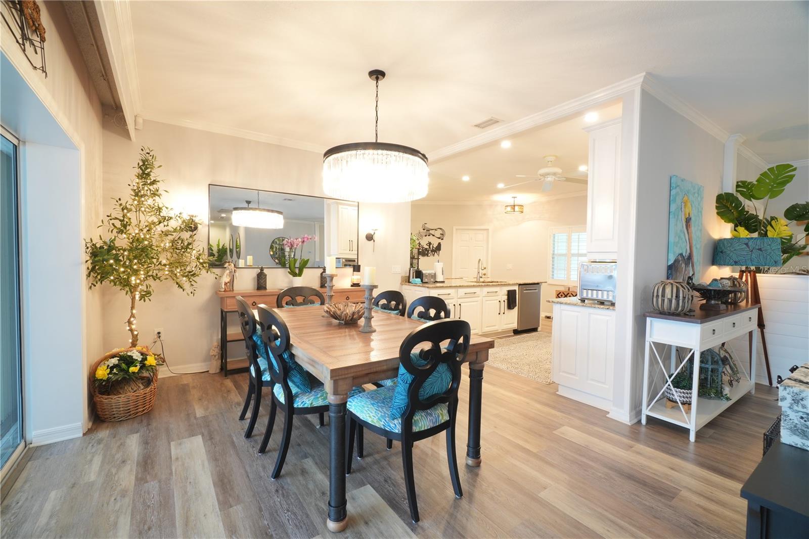 Image 10 of 48 For 11597 Dallas Drive S