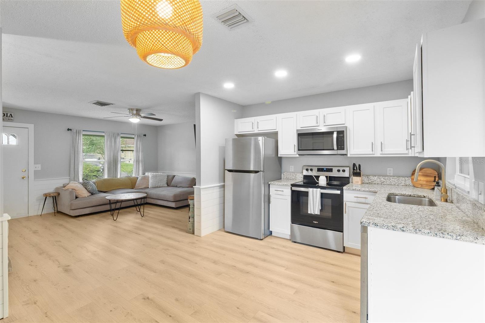 Image 11 of 36 For 4850 Neptune Road