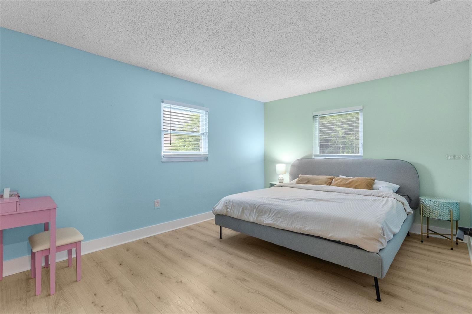 Image 12 of 36 For 4850 Neptune Road