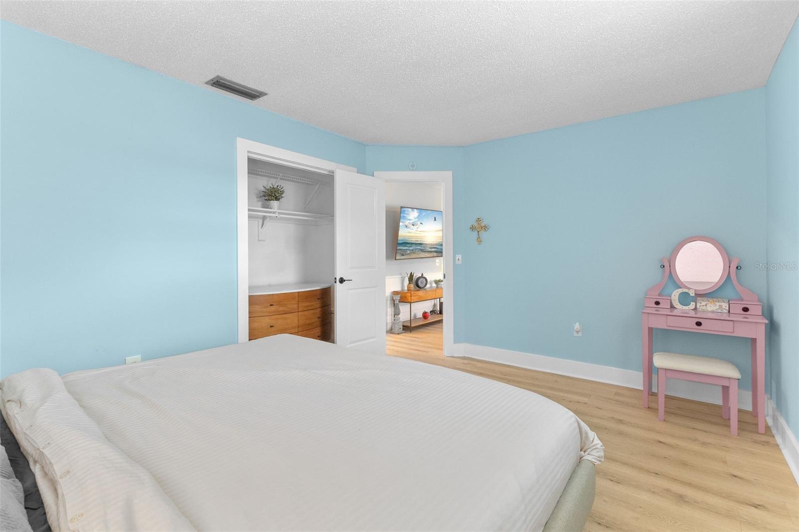 Image 14 of 36 For 4850 Neptune Road