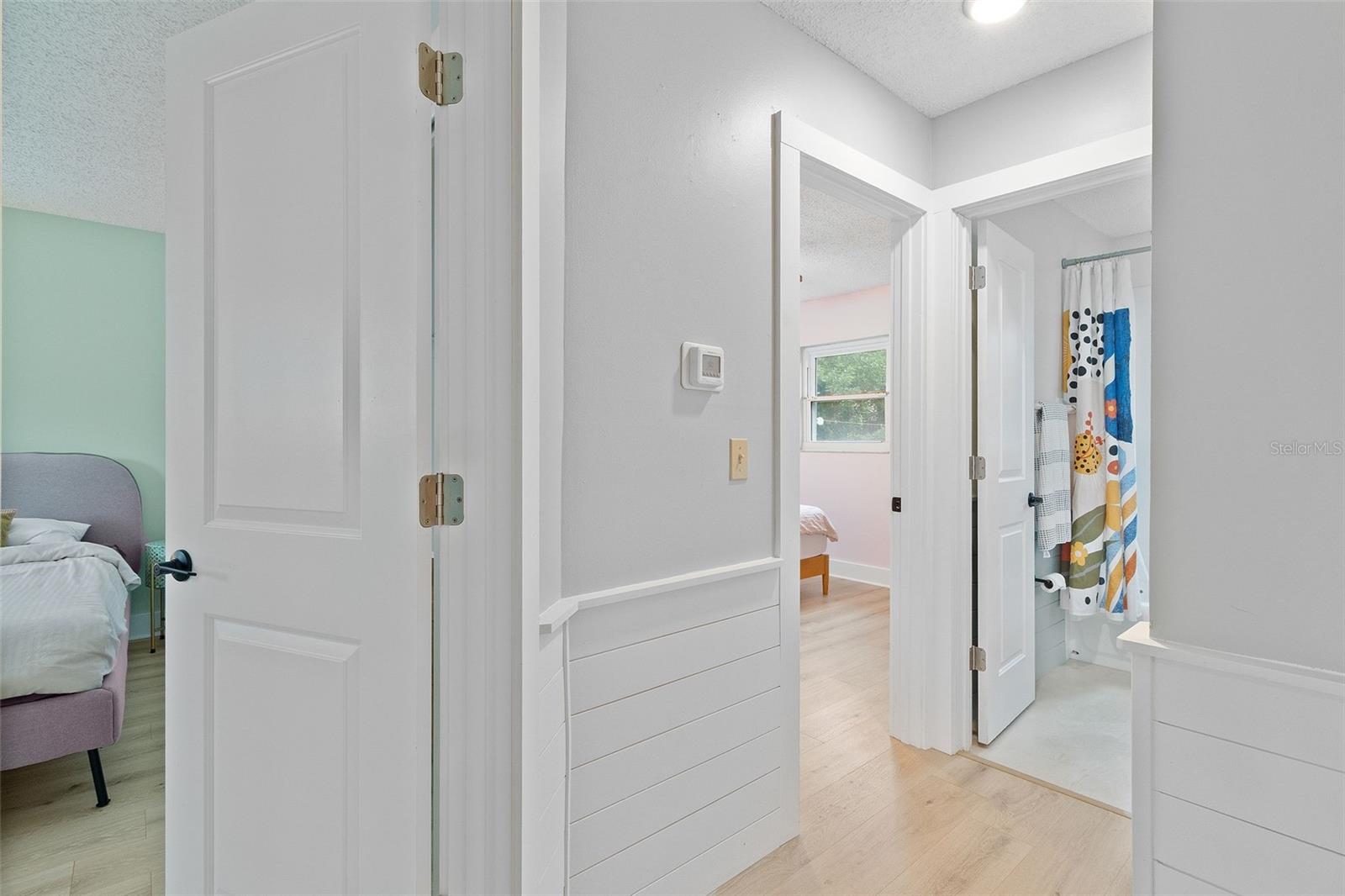 Image 17 of 36 For 4850 Neptune Road