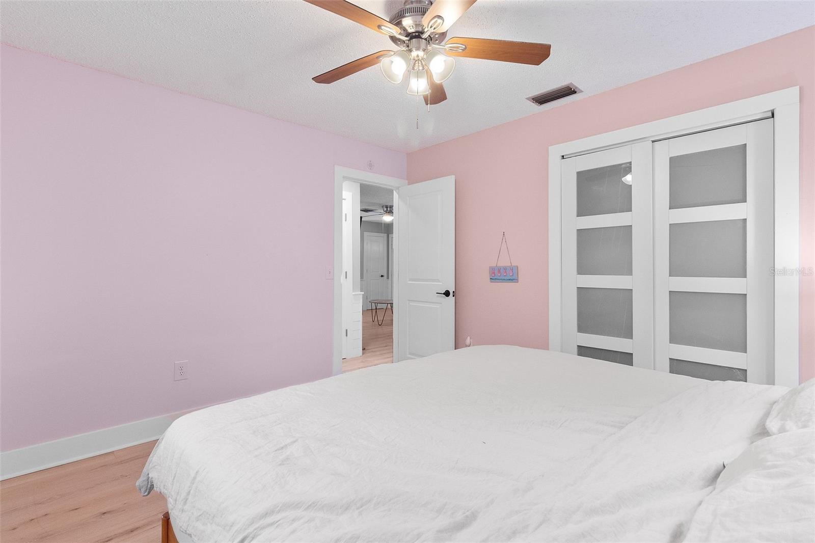 Image 22 of 36 For 4850 Neptune Road