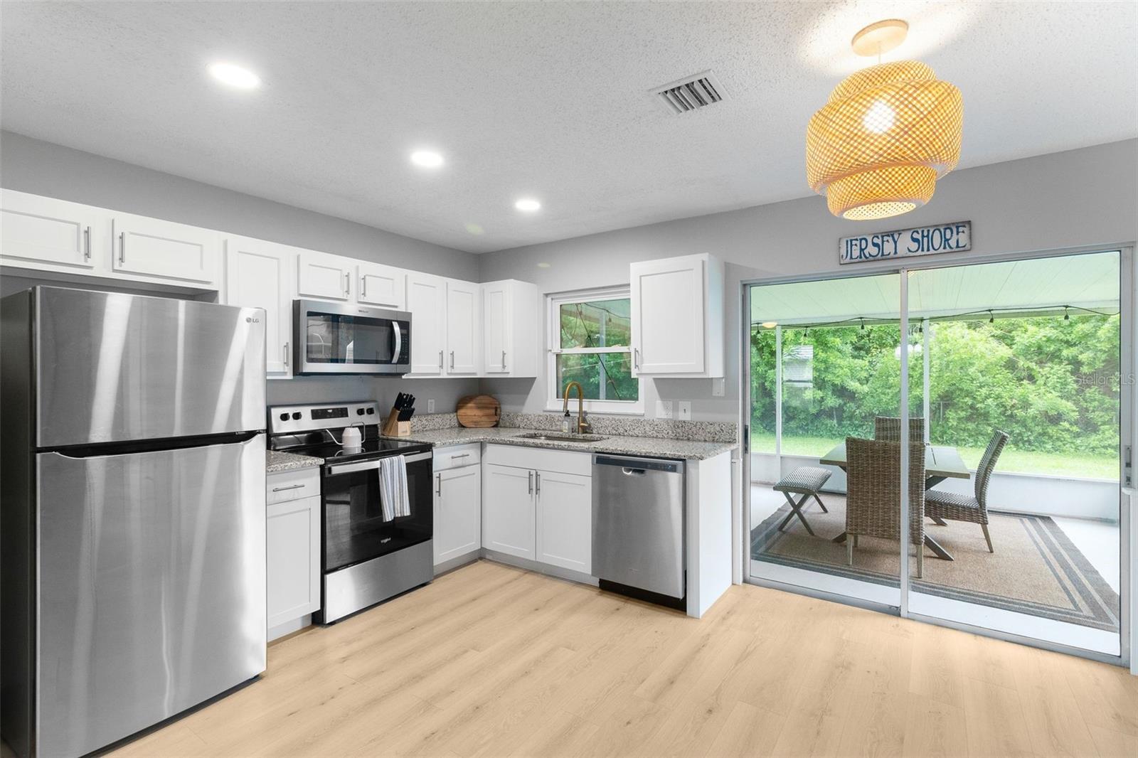 Image 8 of 36 For 4850 Neptune Road