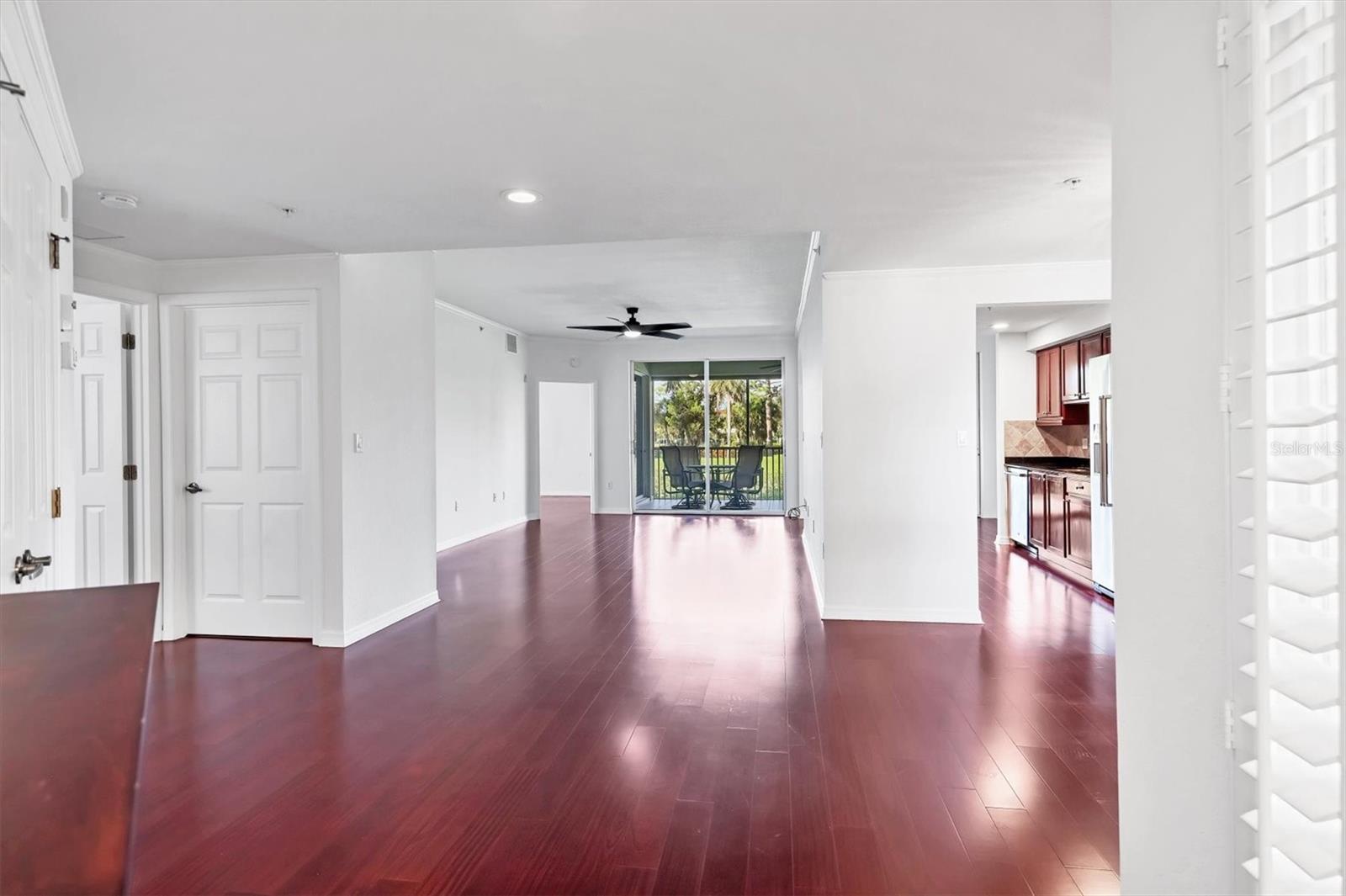 Image 4 of 41 For 2313 Jessie Harbor Drive 2302