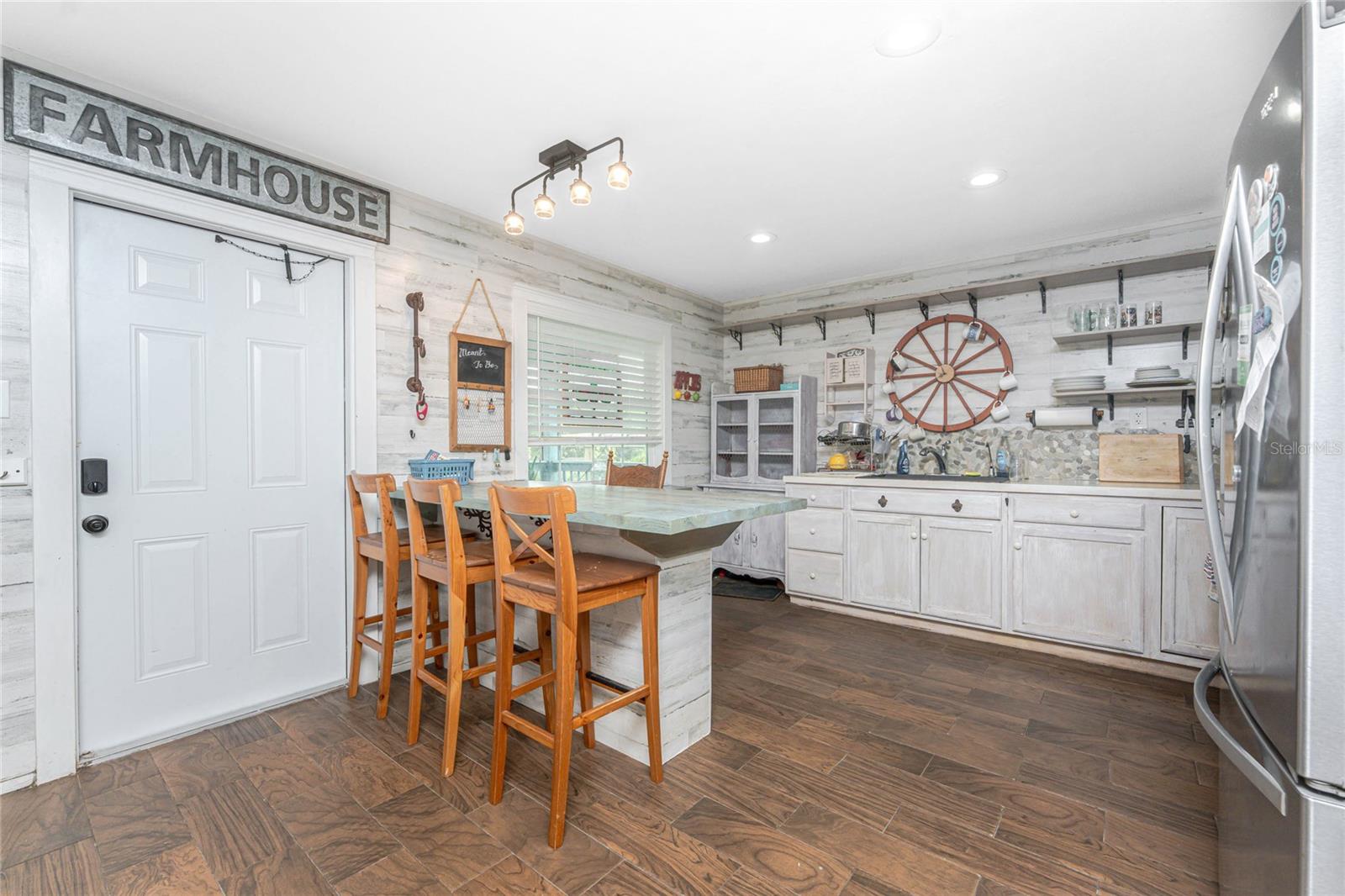 Image 11 of 55 For 4826 Barley Avenue