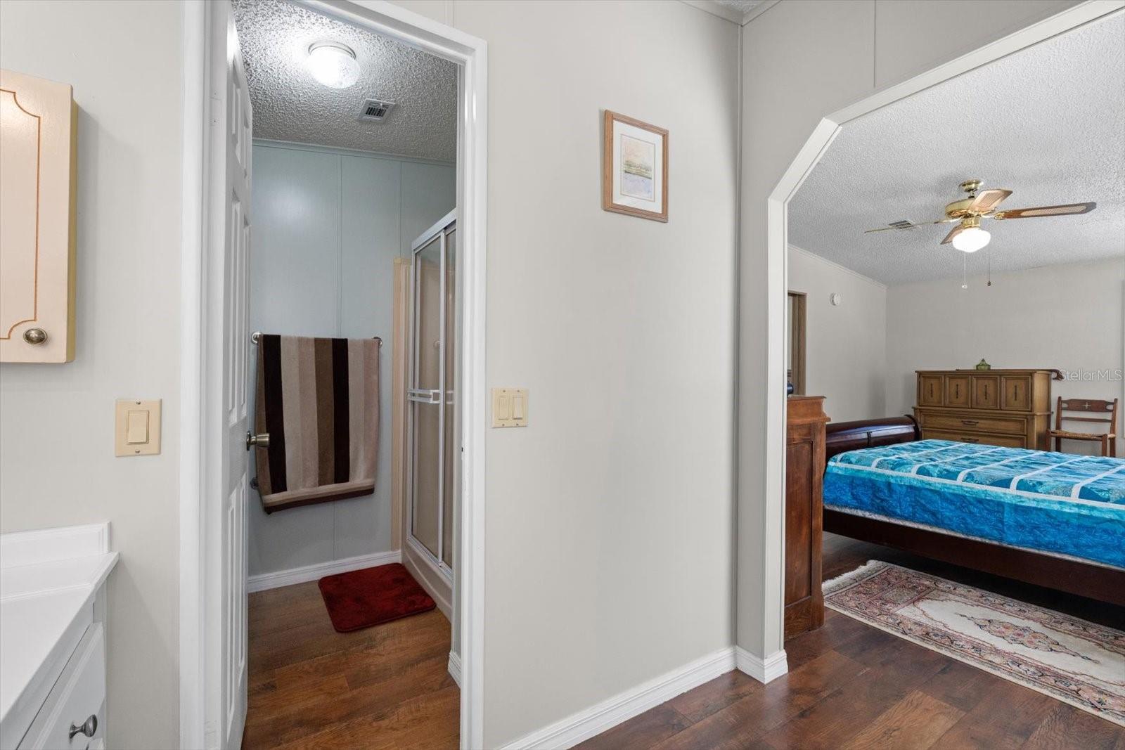 Image 13 of 34 For 5707 45th Street E 68