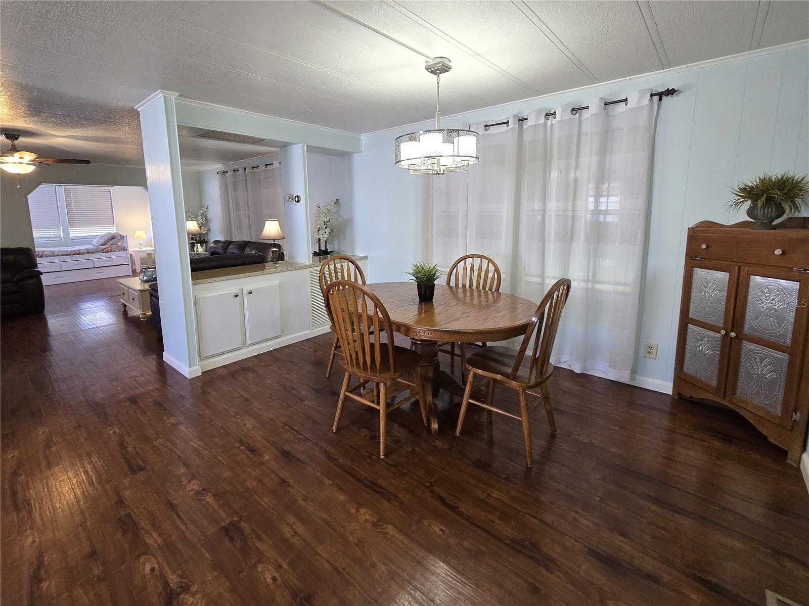 Image 12 of 37 For 6710 36th Avenue E 37