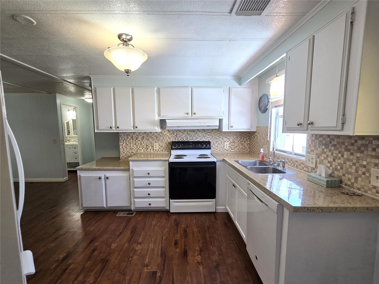 Image 2 of 37 For 6710 36th Avenue E 37