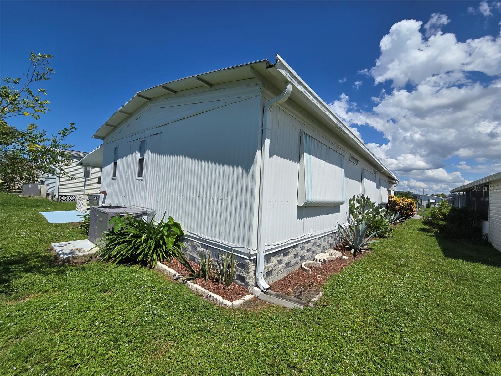 Image 30 of 37 For 6710 36th Avenue E 37
