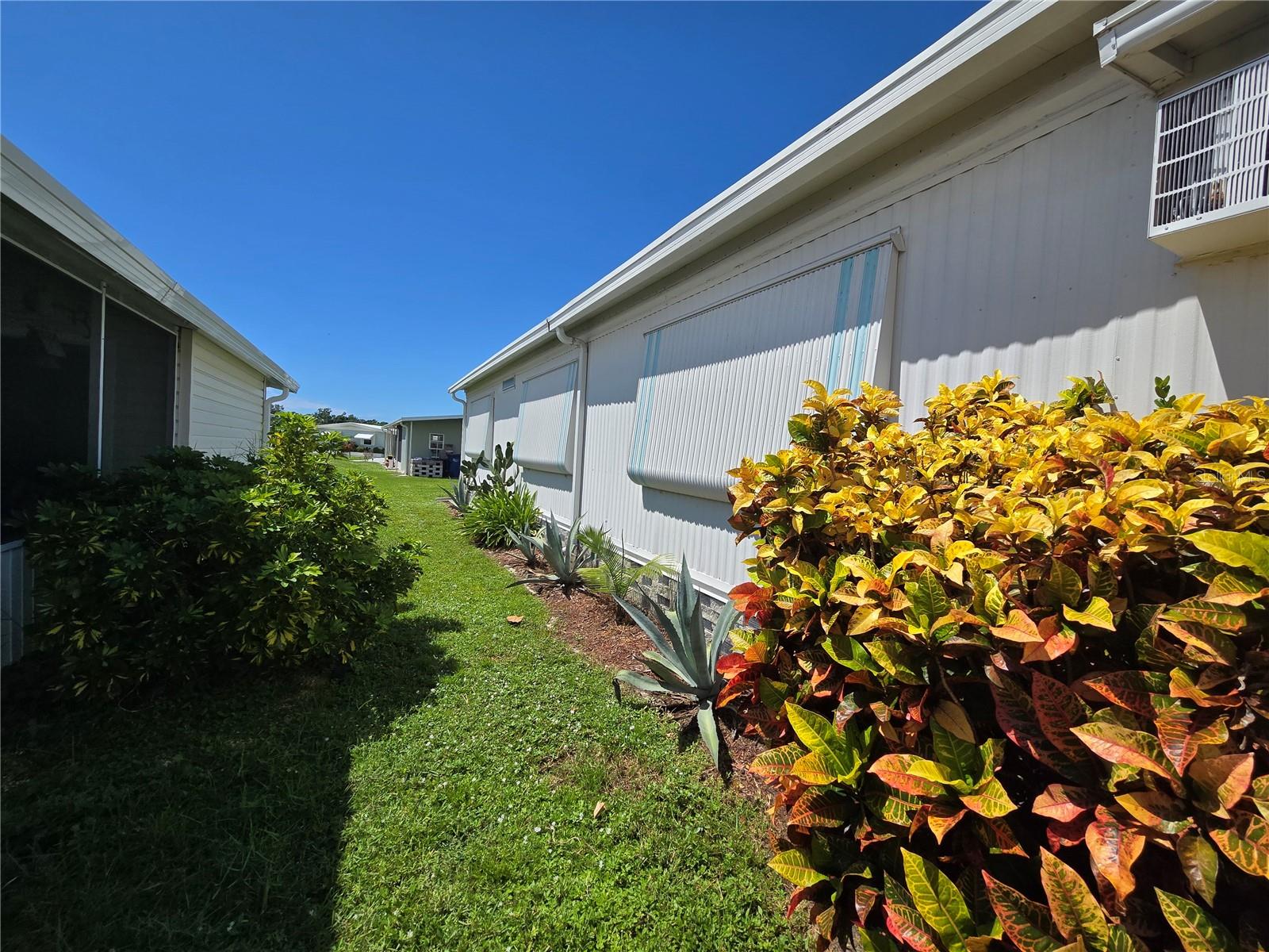 Image 31 of 37 For 6710 36th Avenue E 37