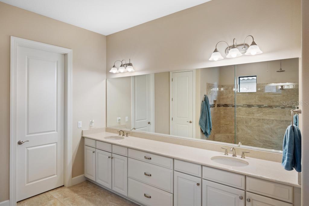 Image 18 of 46 For 4818 Cabreo Court