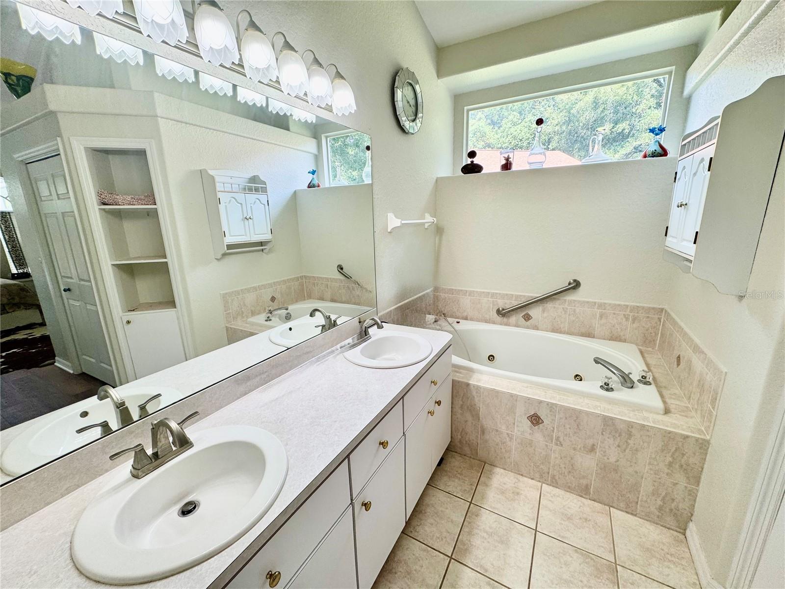 Image 39 of 74 For 5688 Legend Hills Lane