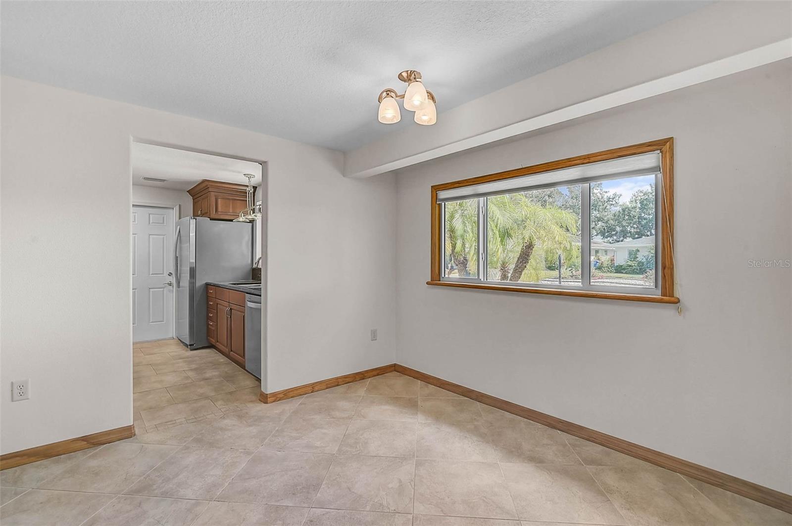 Image 22 of 48 For 1720 Coral Sands Court