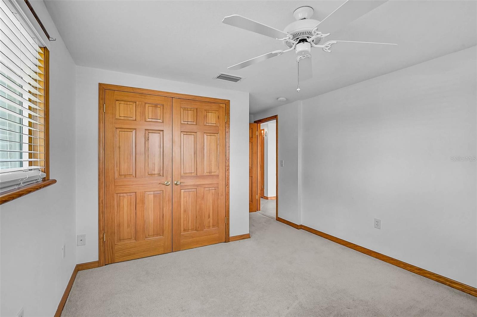 Image 25 of 48 For 1720 Coral Sands Court