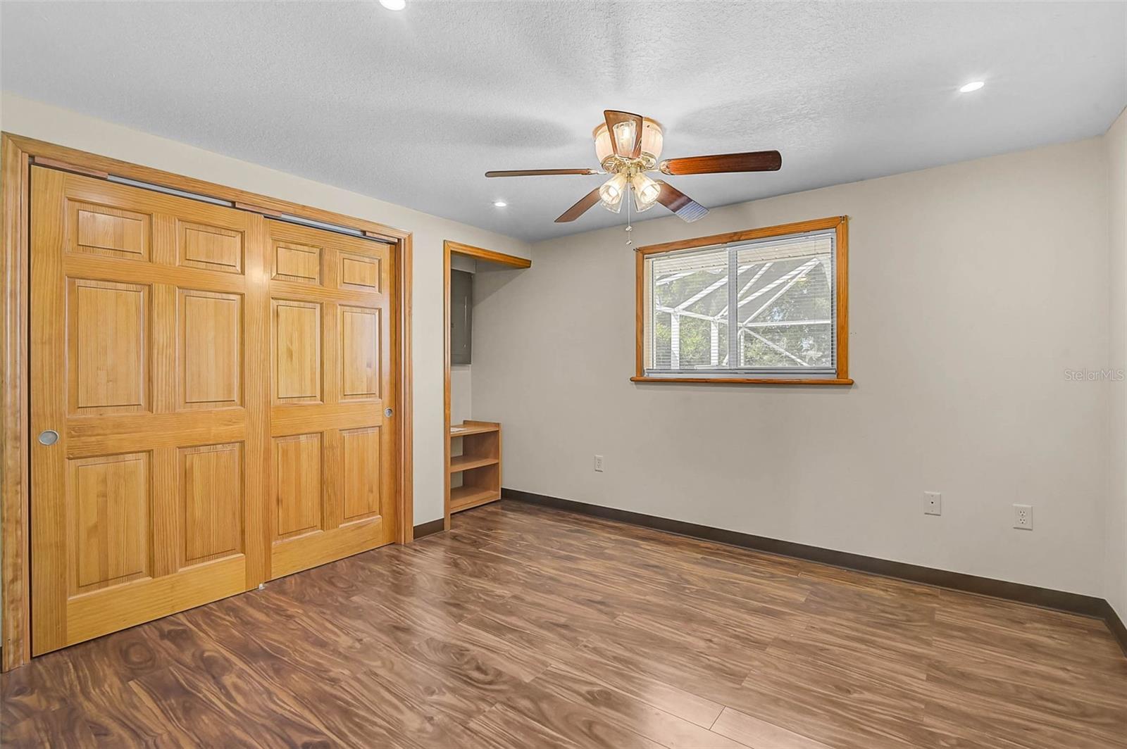 Image 29 of 48 For 1720 Coral Sands Court