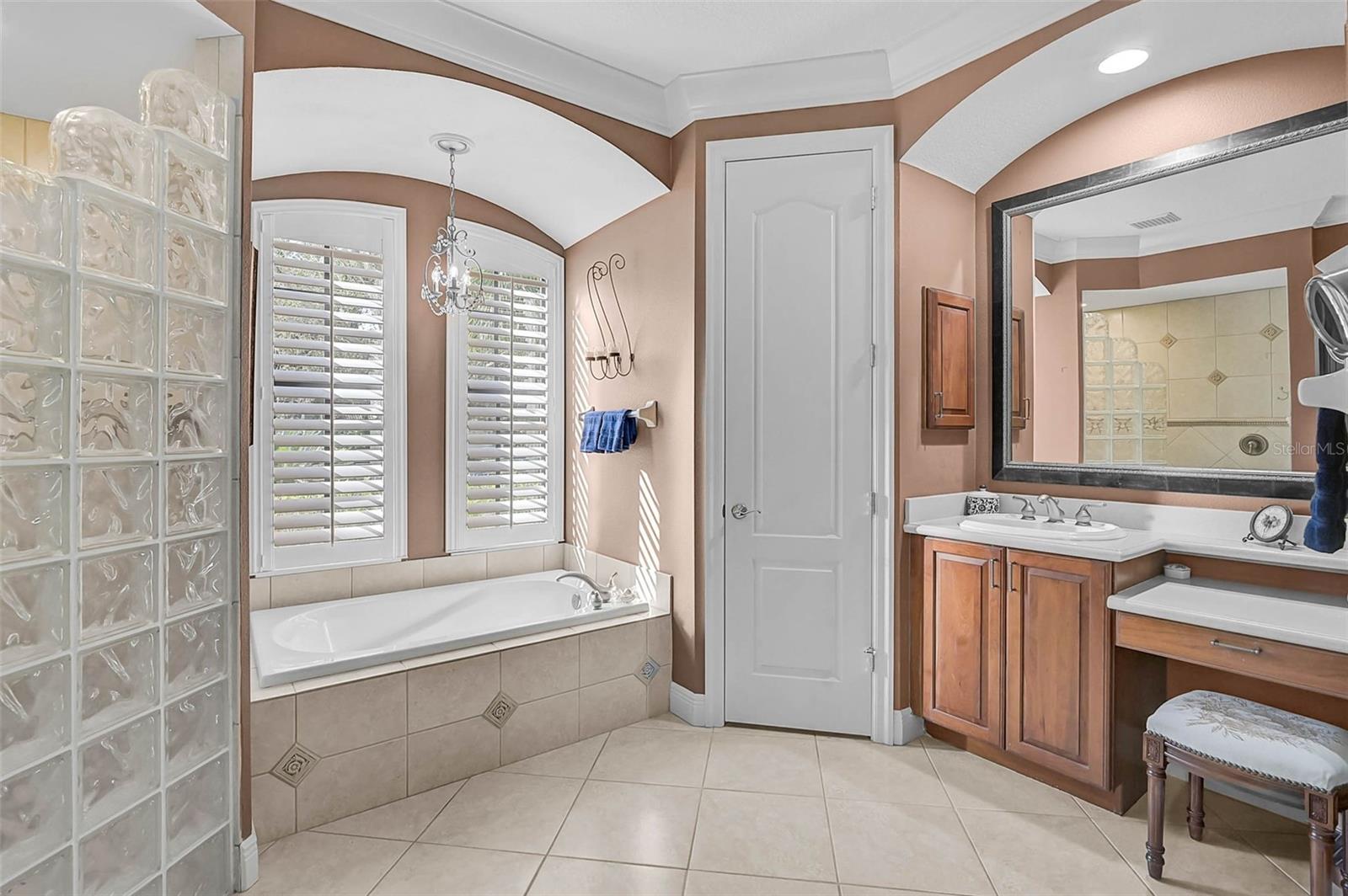 Image 17 of 59 For 11420 Savannah Lakes Drive
