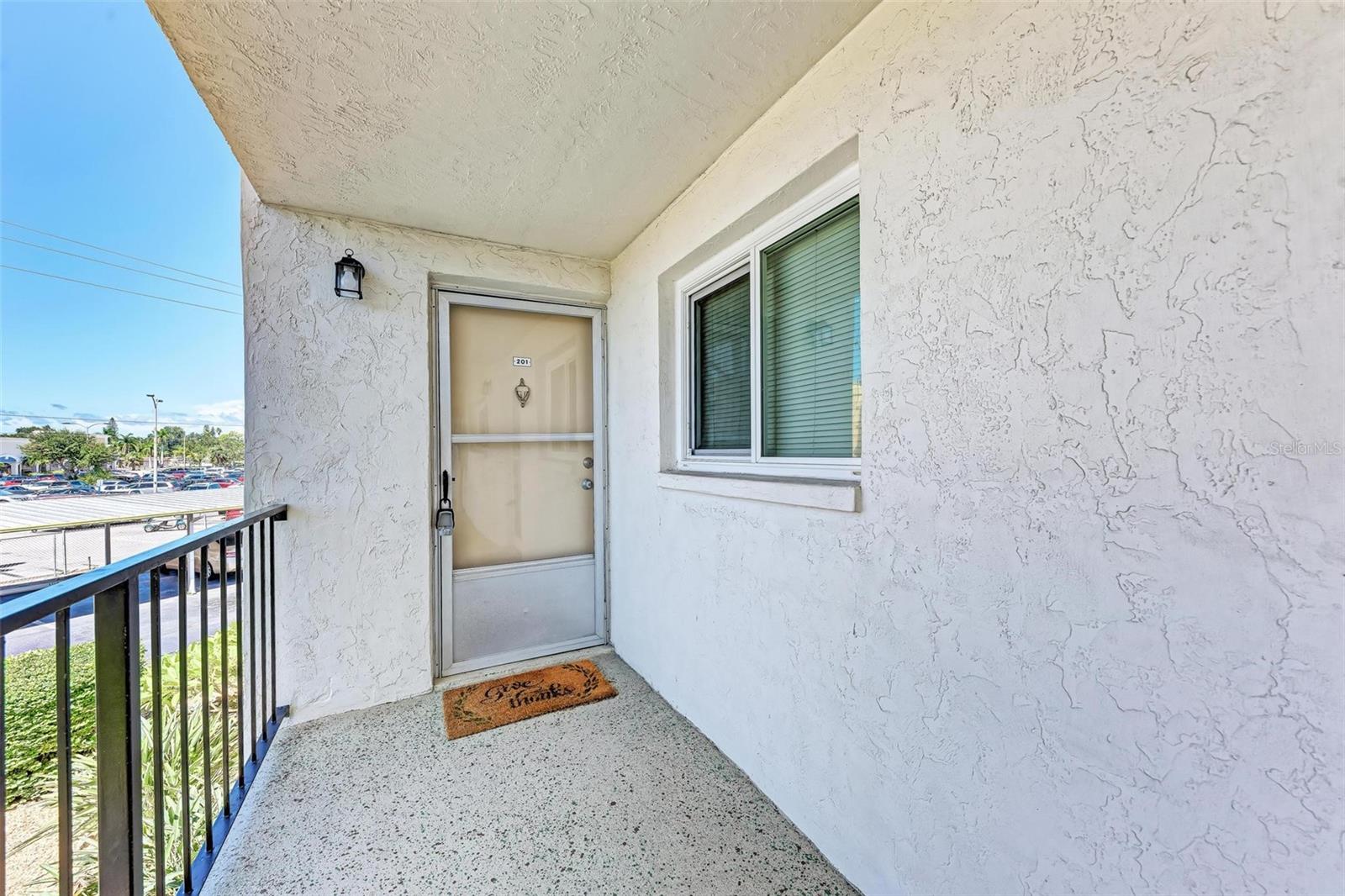 Image 4 of 31 For 708 Tamiami Trail S 201