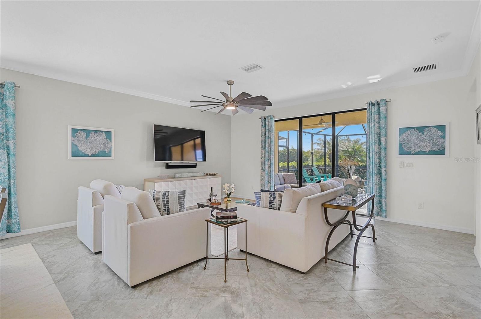 Image 12 of 60 For 10124 Marbella Drive