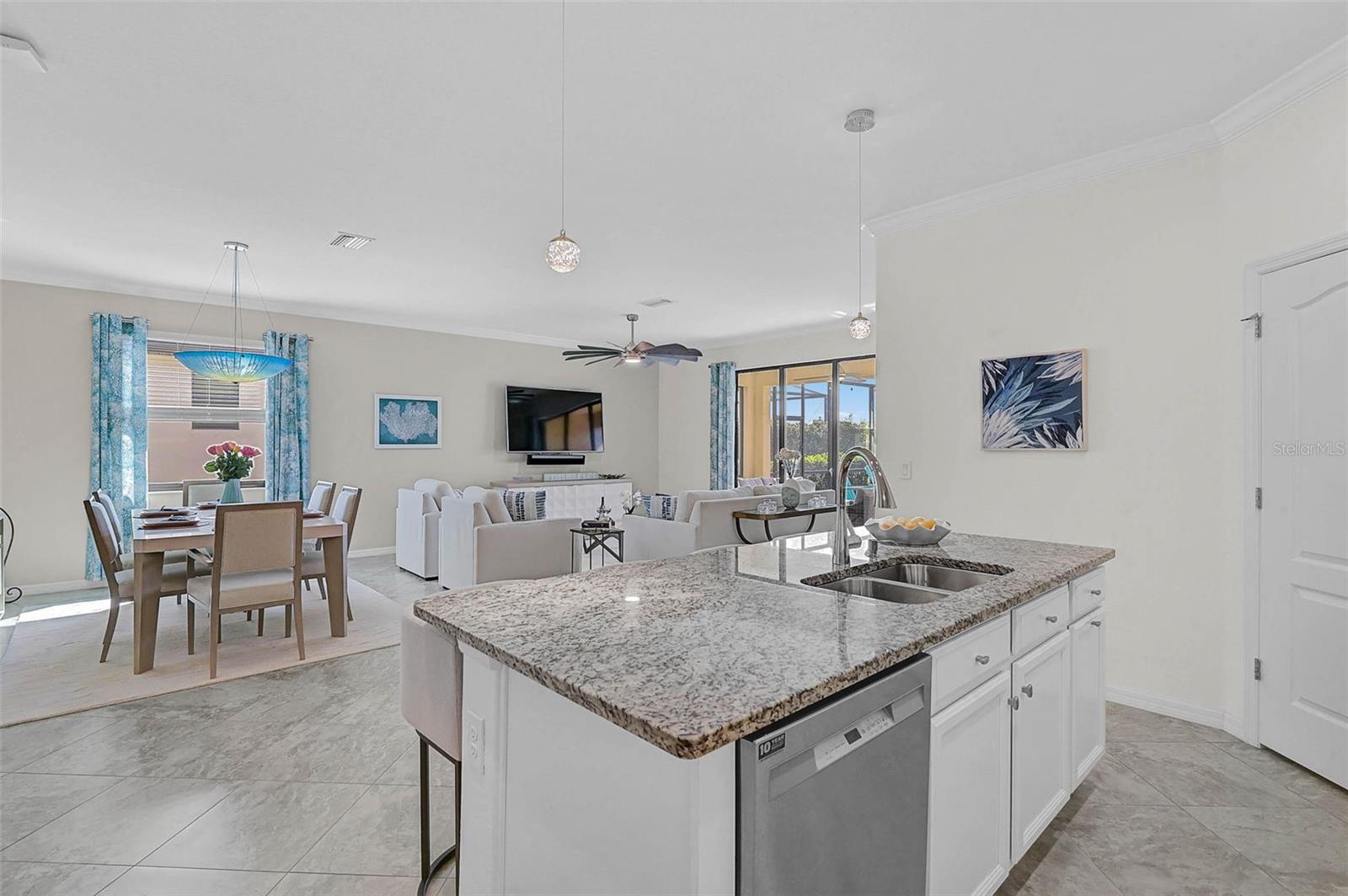 Image 7 of 60 For 10124 Marbella Drive