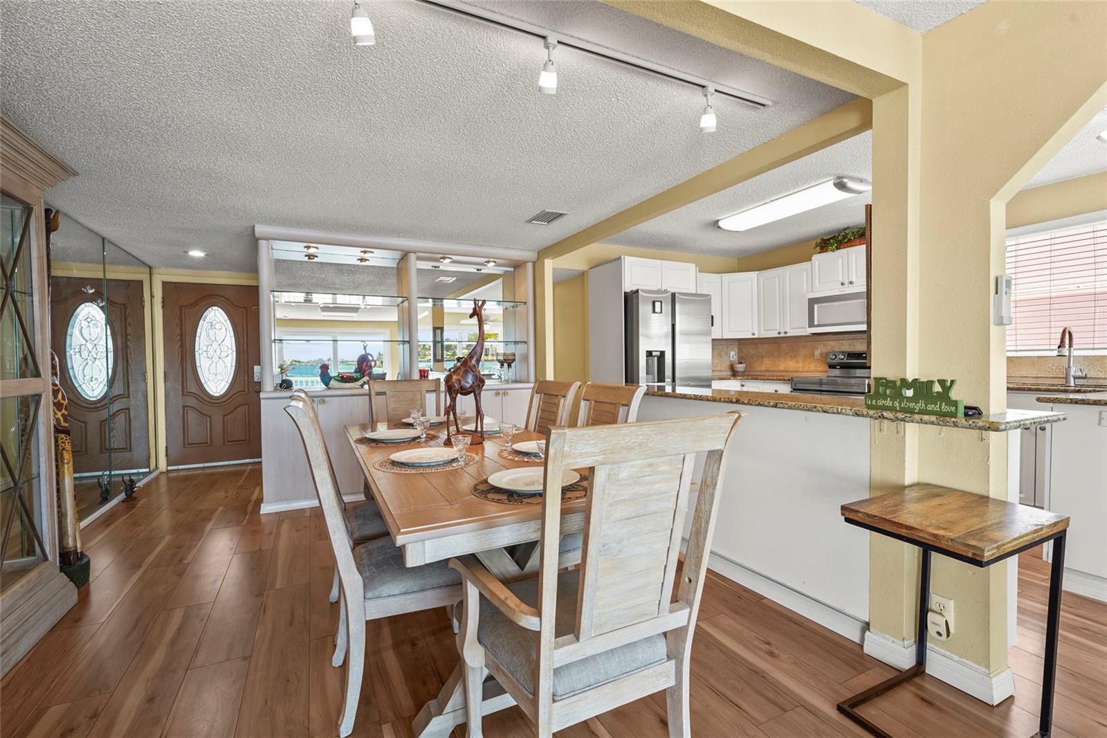 Image 16 of 91 For 33 Starboard Drive